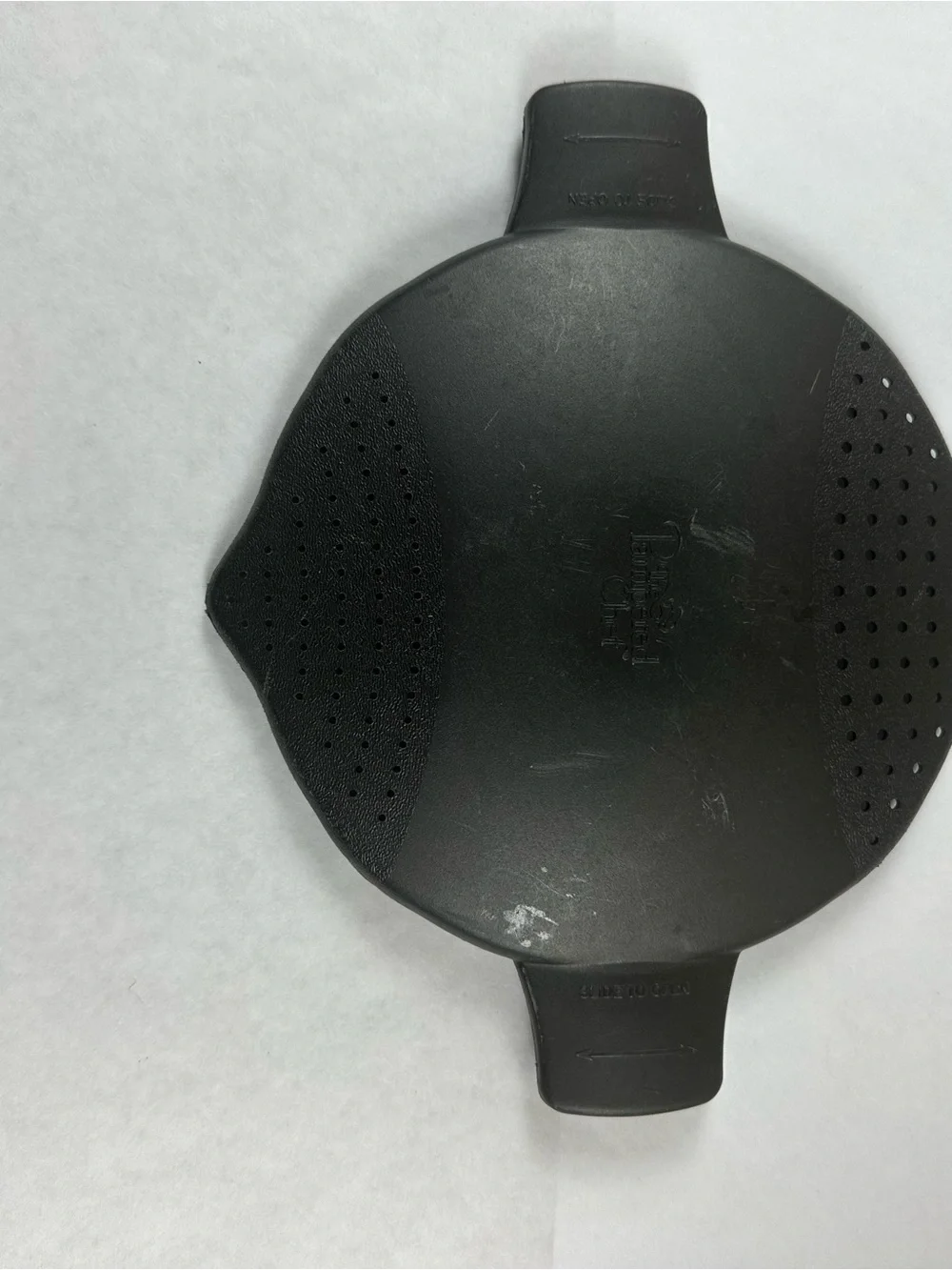 The Pampered Chef Black Strainer— *** Lid Only***